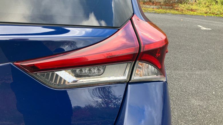 Toyota Auris 1.8 Hybrid Design TSS 5dr CVT [Nav] Hybrid Hatchback